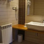 Hotel Nogales Campo (Huesca)