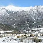 Nogales 3* Campo (Huesca)