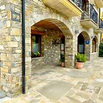 Nogales 3* Campo (Huesca)