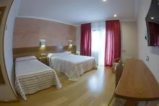 Nogales 3*