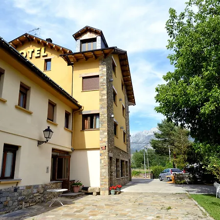 Nogales Szálloda 3*