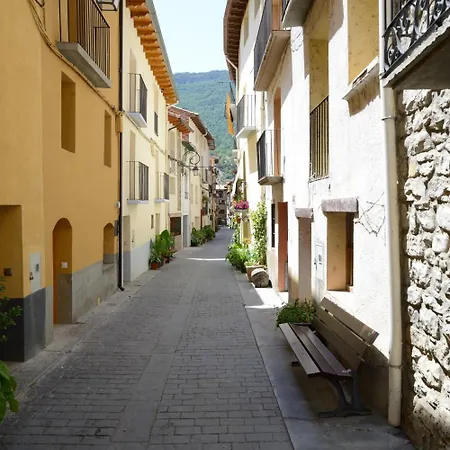 Nogales Hotel Campo (Huesca)