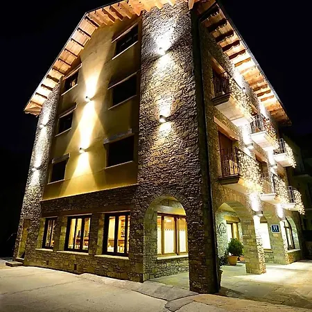 Hotel Nogales Campo (Huesca)