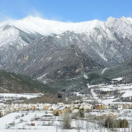 Nogales 3* Campo (Huesca)