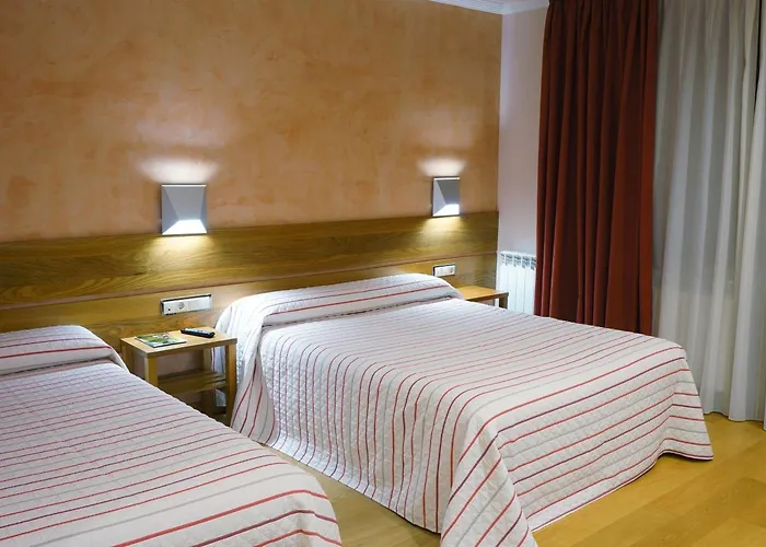 Nogales Hotel Campo (Huesca)