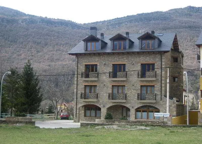 Nogales ホテル 3*