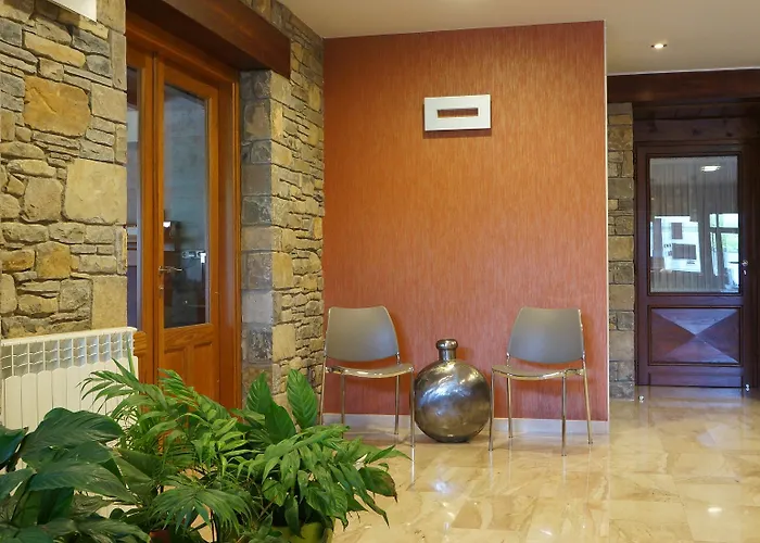 ホテル Nogales 3*